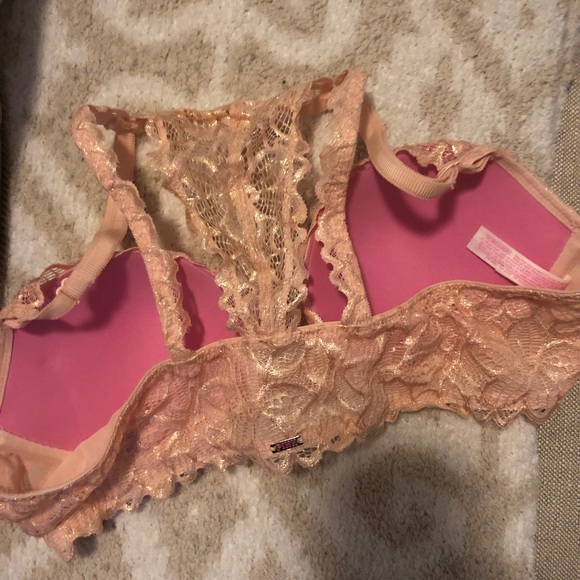 Victoria Secret Bra - Picture 2 of 3